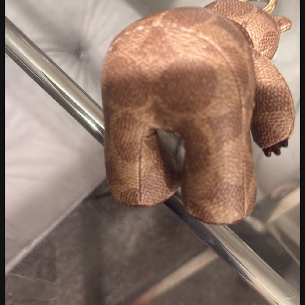 Coach Brown Bear Key Holder - Picture 5 of 6